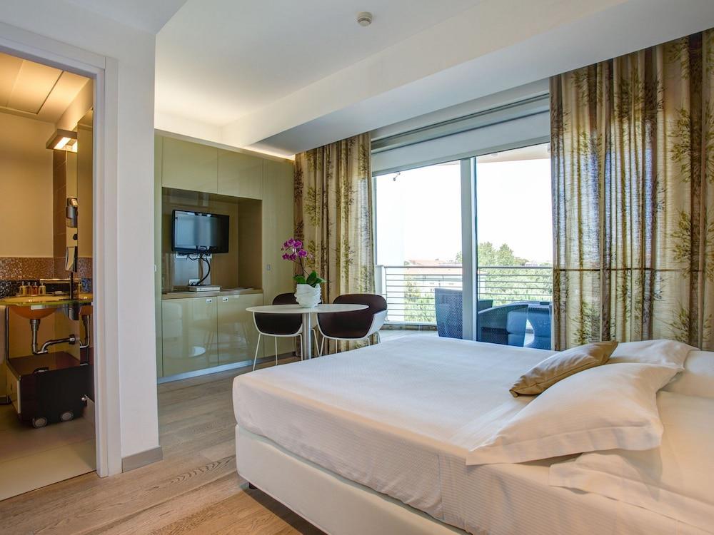 Hotel Premier & Suites - Premier Resort Milano Marittima Ngoại thất bức ảnh
