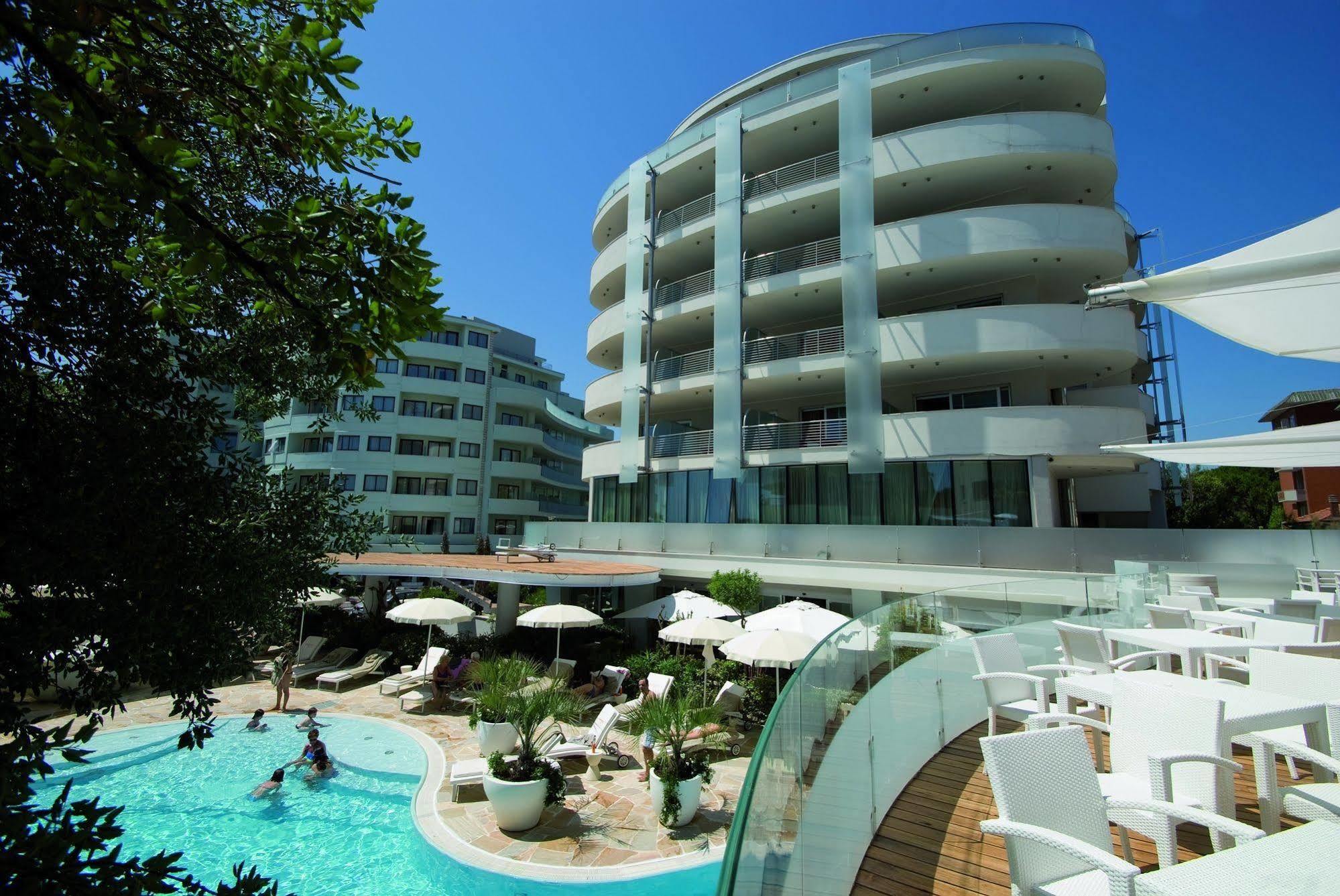 Hotel Premier & Suites - Premier Resort Milano Marittima Ngoại thất bức ảnh