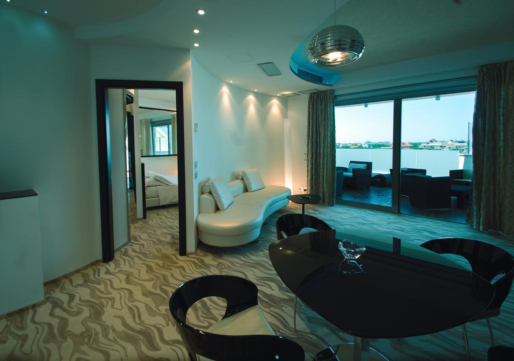 Hotel Premier & Suites - Premier Resort Milano Marittima Ngoại thất bức ảnh